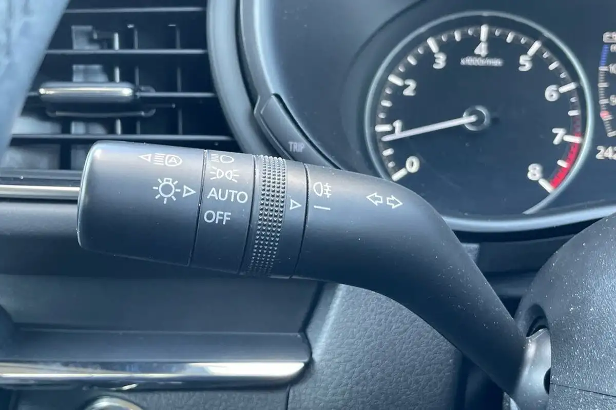 2021-mazda-cx-30-20-skyactiv-g-sport-lux-big-28