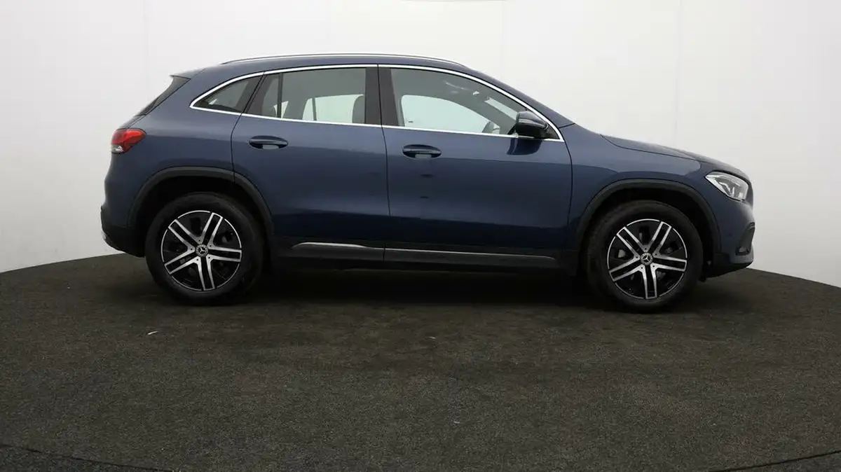 2023-mercedes-benz-gla-class-13-gla-200-sport-executive-station-wagon-big-68