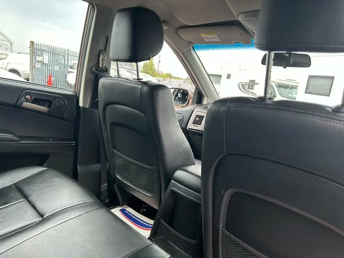 2015-kgm-ssangyong-korando-sports-20td-ex-auto-big-22
