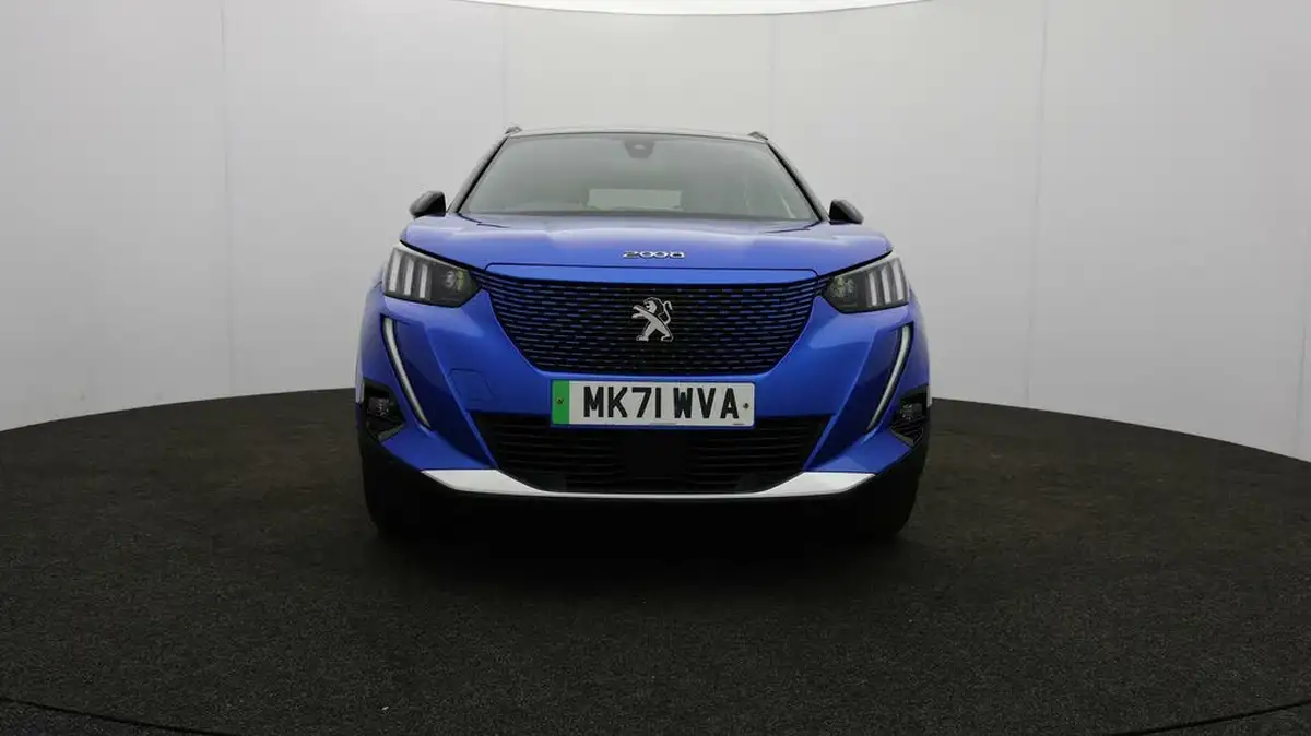 2021-peugeot-2008-suv-e-gt-premium-big-45