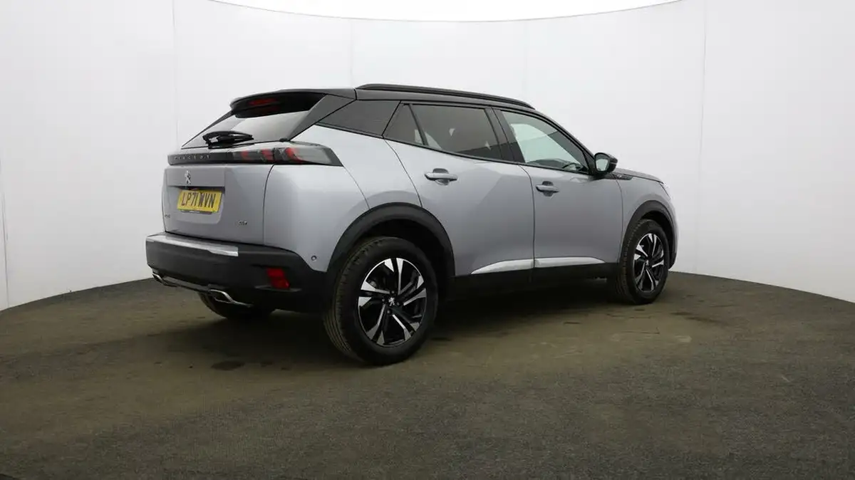 2022-peugeot-2008-suv-12-puretech-gt-big-50