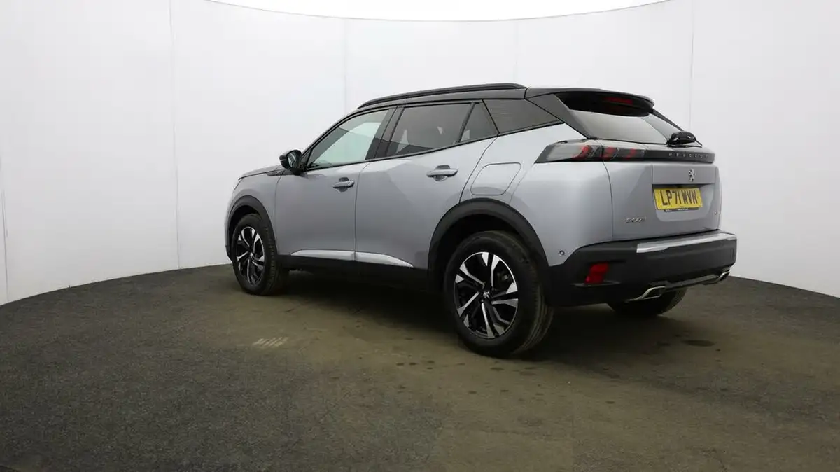 2022-peugeot-2008-suv-12-puretech-gt-big-46