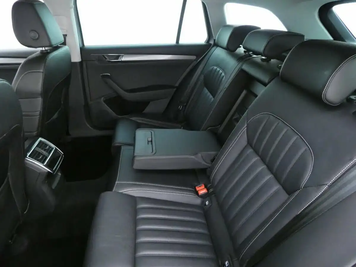 2021-skoda-superb-14-tsi-se-l-estate-big-18