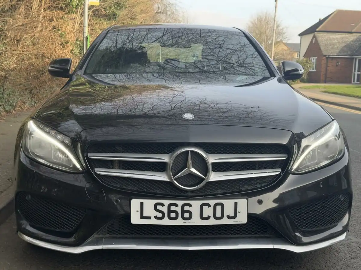 2016-mercedes-benz-c-class-21d-c220d-amg-line-170ps-ss-saloon-4d-auto-big-7