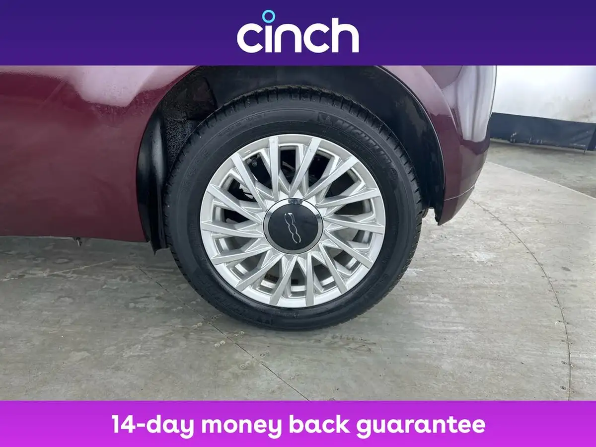 2018-fiat-500-12-lounge-big-17