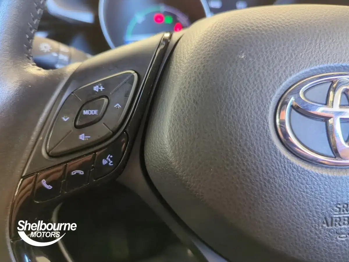 2022-toyota-c-hr-18-vvt-i-icon-big-23