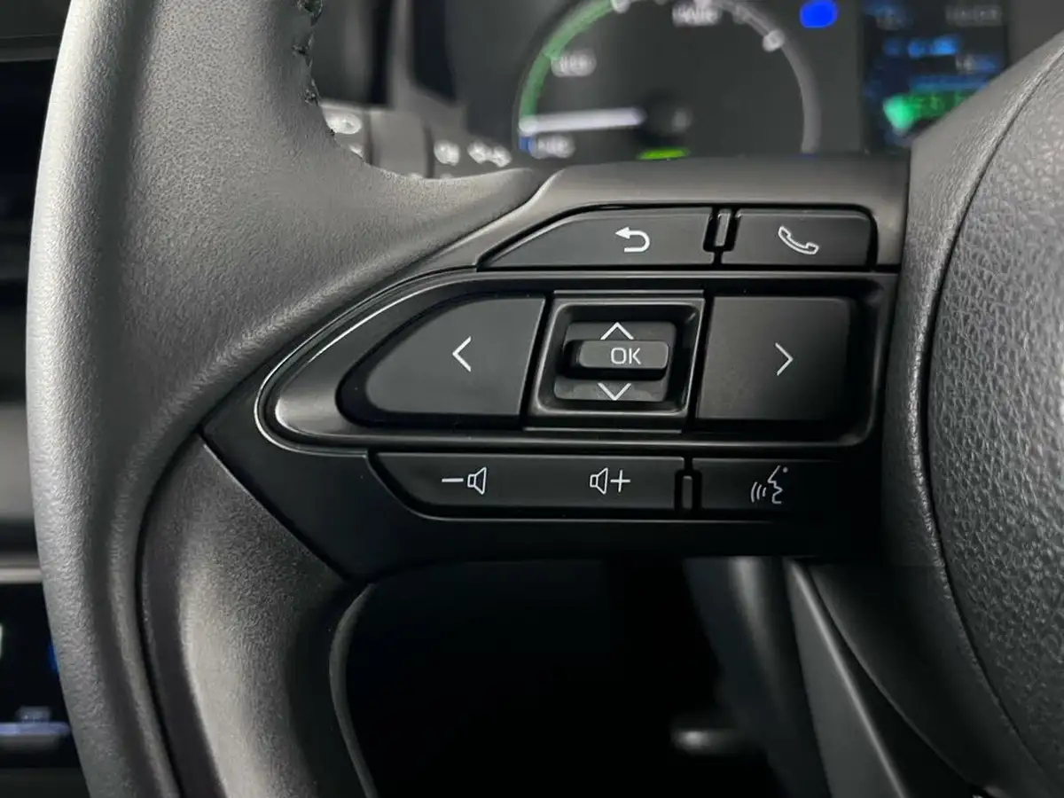 2024-mazda-mazda2-15-exclusive-line-big-16