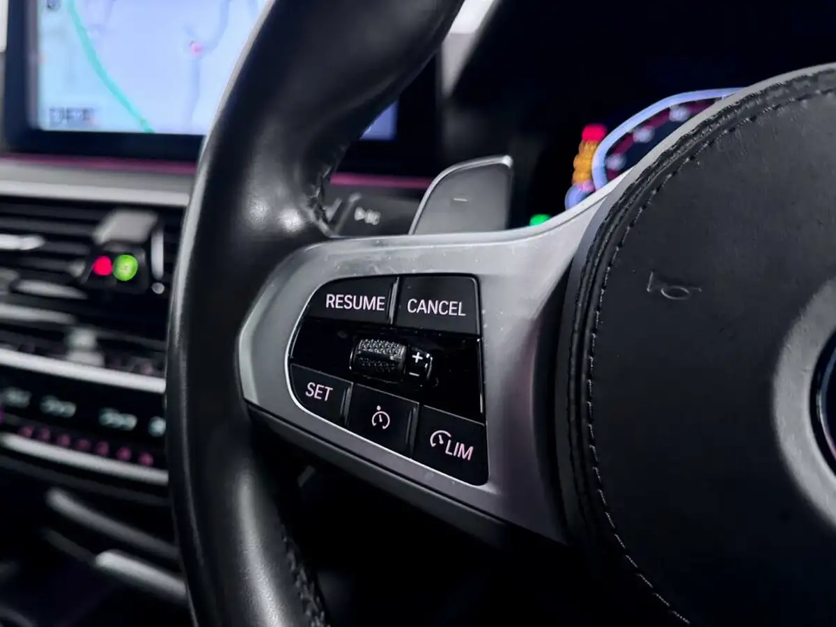 2022-bmw-5-series-20-520i-m-sport-mht-touring-5d-big-29