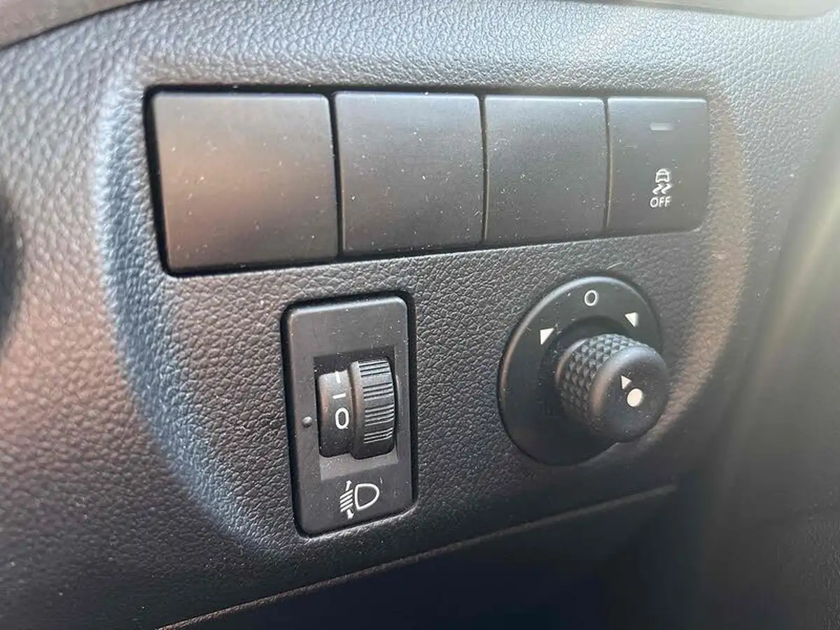 2017-citroen-berlingo-16bluehdi-multispace-feel-100ps-big-26