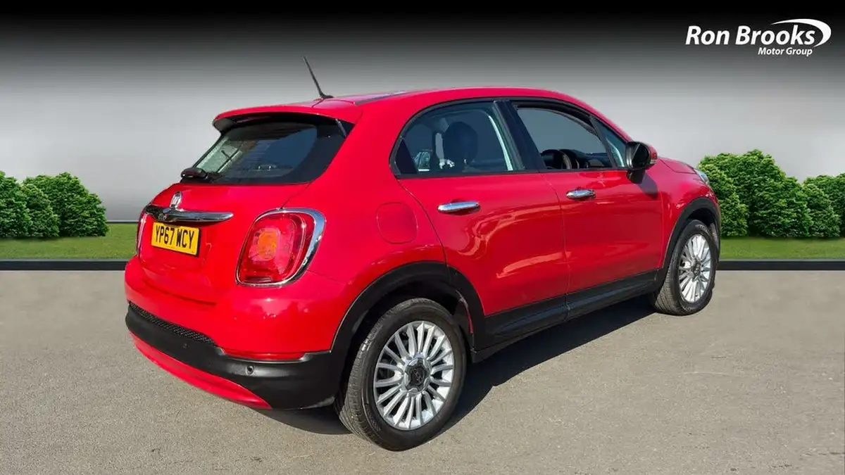 2017-fiat-500x-14-multiair-pop-star-big-1