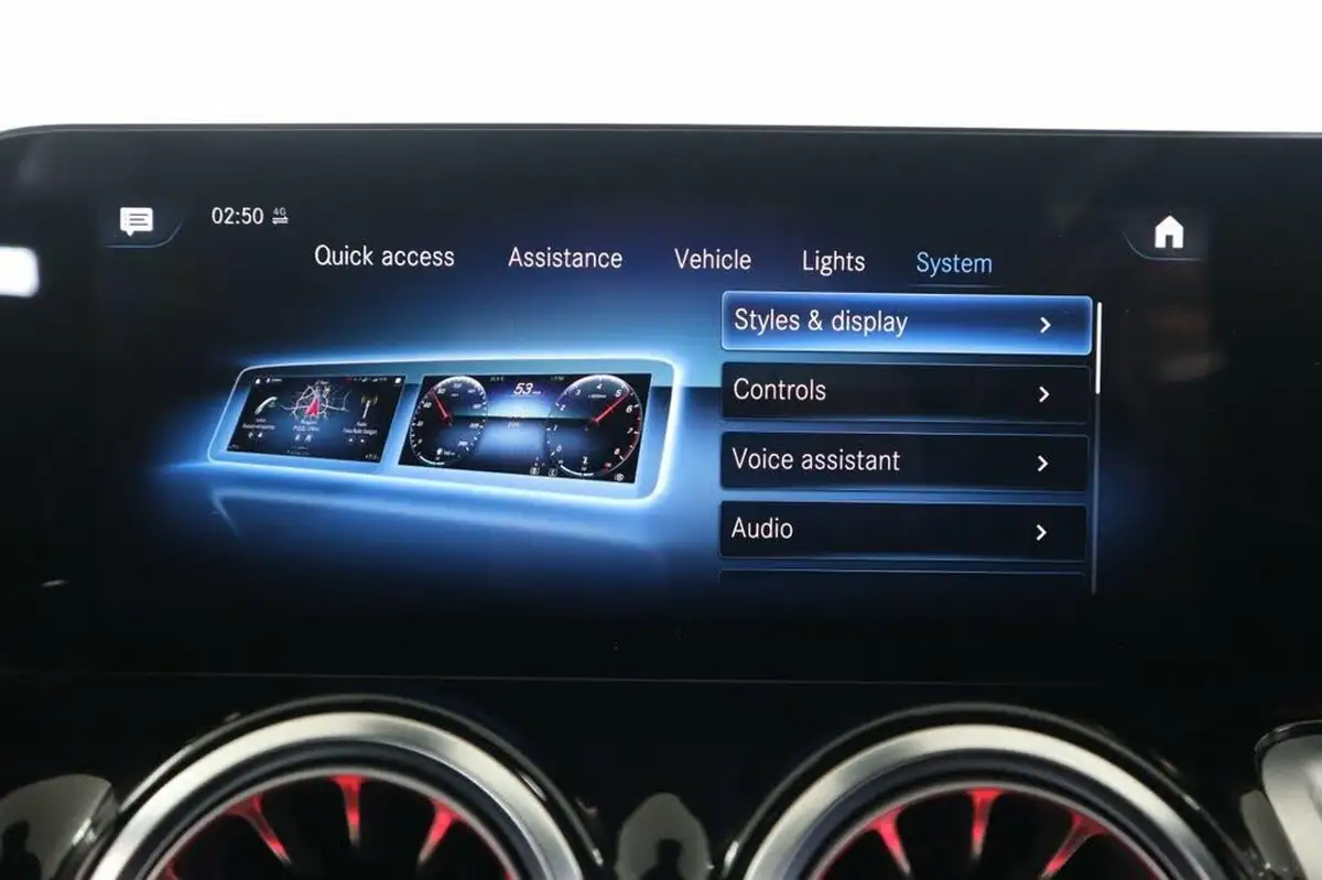 2023-mercedes-benz-glb-class-13-glb200-amg-line-executive-big-44