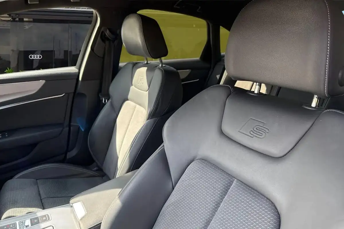 2022-audi-a6-saloon-20-40-tfsi-s-line-big-15