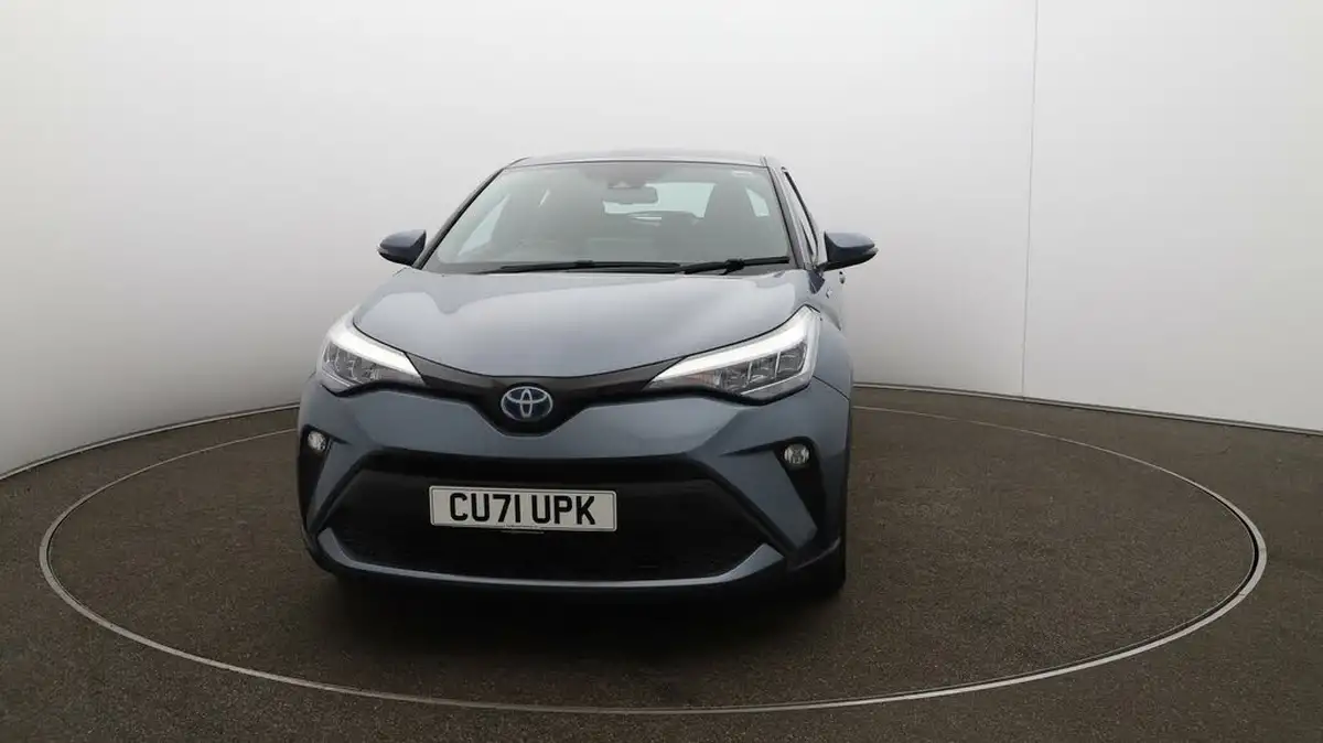 2021-toyota-c-hr-18-vvt-i-icon-big-31