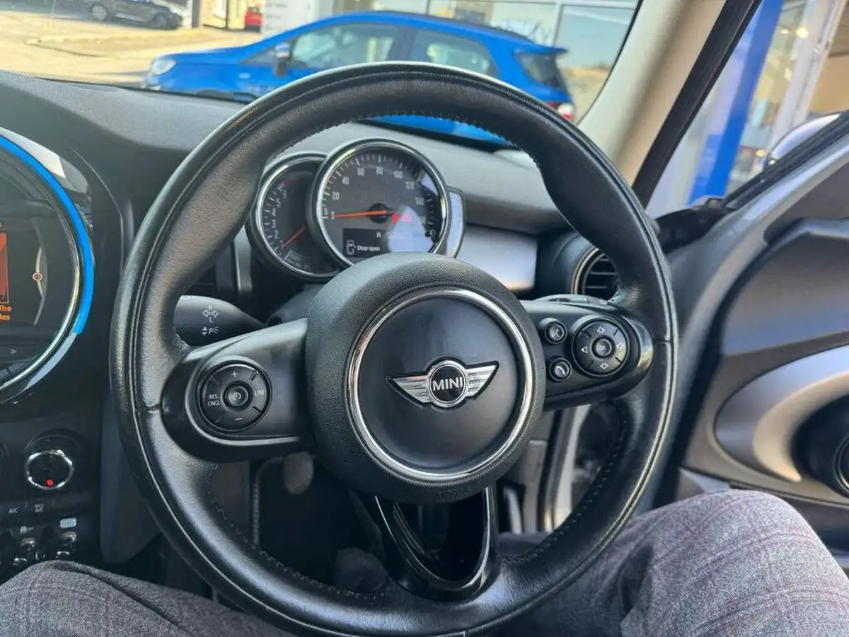 2018-mini-cooper-15-cooper-ss-hatchback-5d-big-3