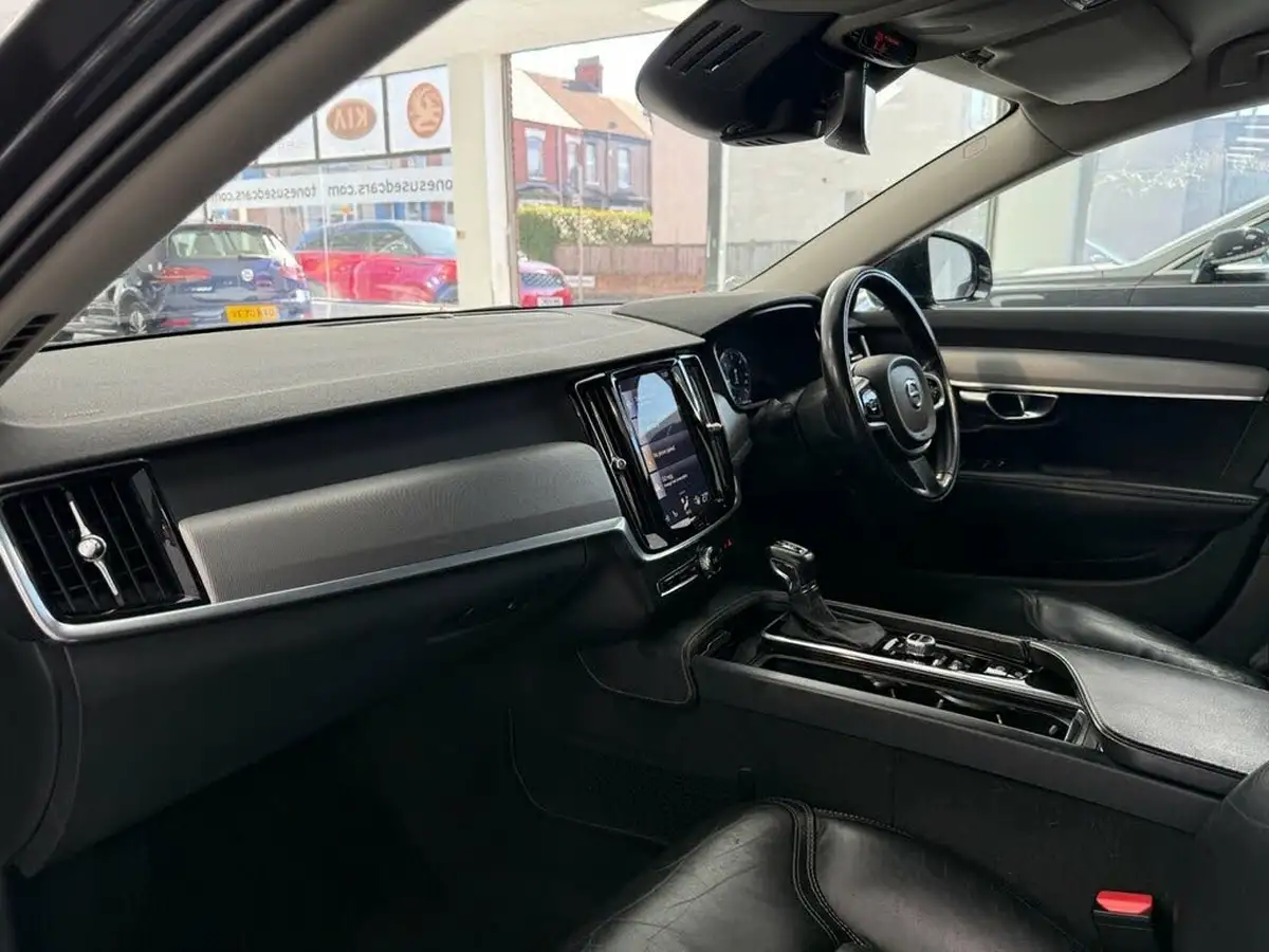 2017-volvo-s90-20td-d5-inscription-big-17