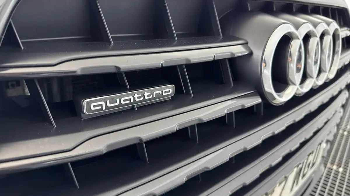 2017-audi-q7-30tdi-quattro-s-line-272ps-big-31