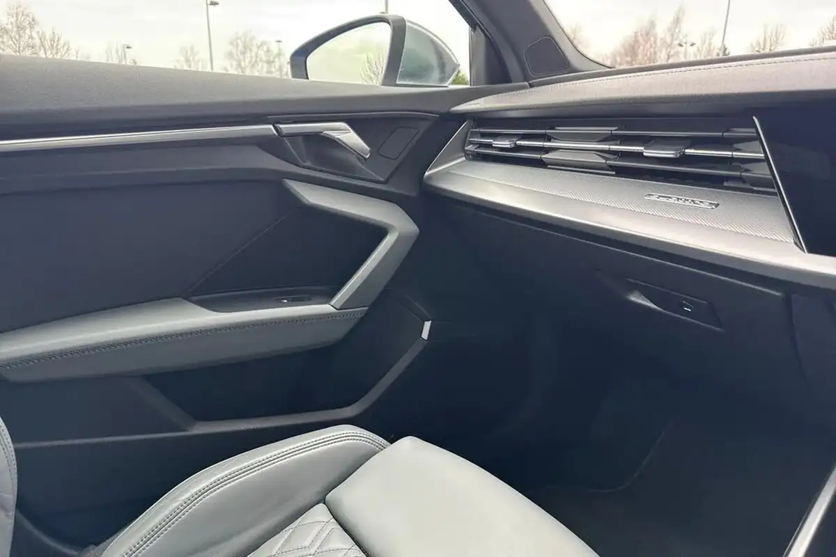 2023-audi-s3-20-tfsi-saloon-4d-big-19