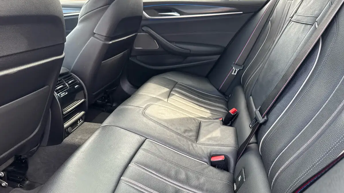 2022-bmw-5-series-20-530e-m-sport-touring-5d-big-13