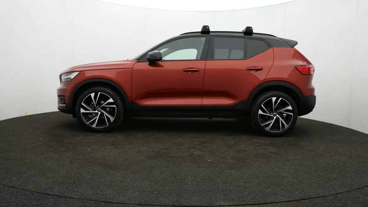 2020-volvo-xc40-15-t3-r-design-big-68