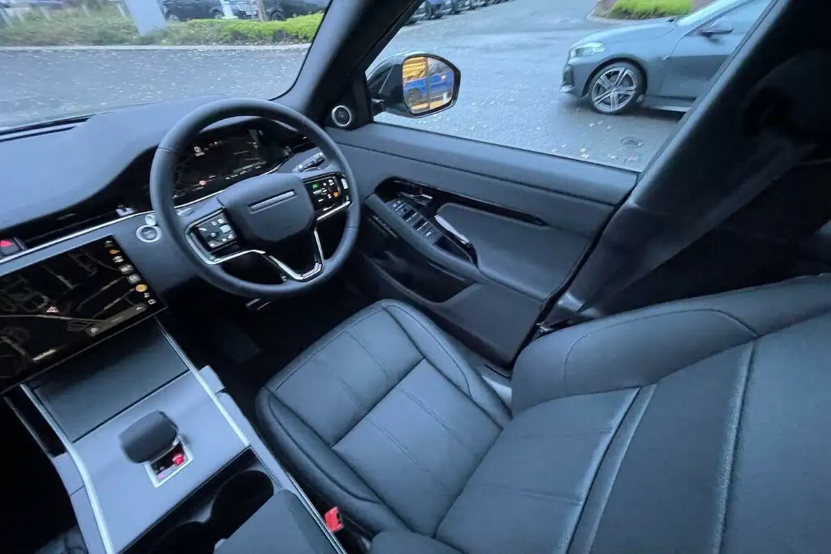 2024-land-rover-range-rover-evoque-20-d200-dynamic-se-big-13