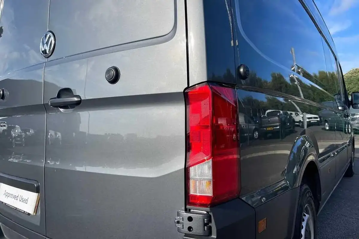 2024-volkswagen-crafter-20tdi-cr35-lwb-commerce-plus-140pseu6d-big-55