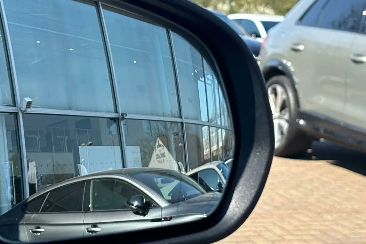 2021-mercedes-benz-glc-class-20d-glc220d-amg-line-premium-station-wagon-5d-1950cc-4matic-plus-big-46
