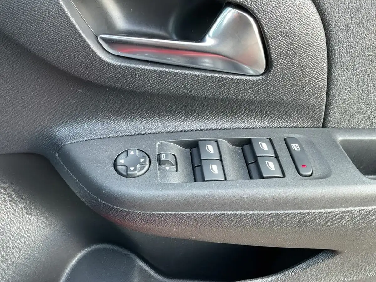 2022-vauxhall-corsa-12i-gs-line-big-24