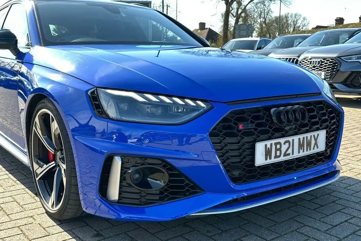 2021-audi-rs4-avant-29-tfsi-nogaro-edition-big-47