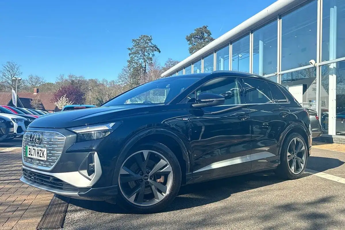 2022-audi-q4-e-tron-40e-s-line-station-wagon-big-9