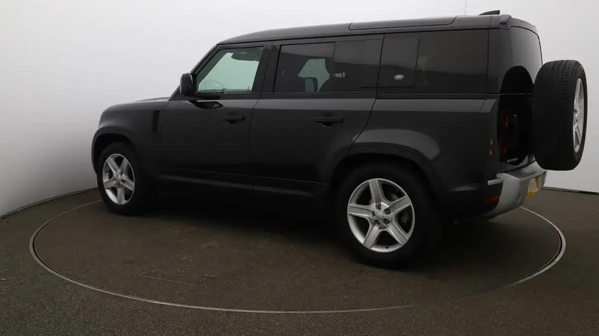 2021-land-rover-110-defender-30-d200-se-big-30
