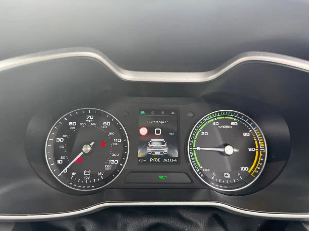 2020-mg-zs-suv-e-exclusive-ev-big-17
