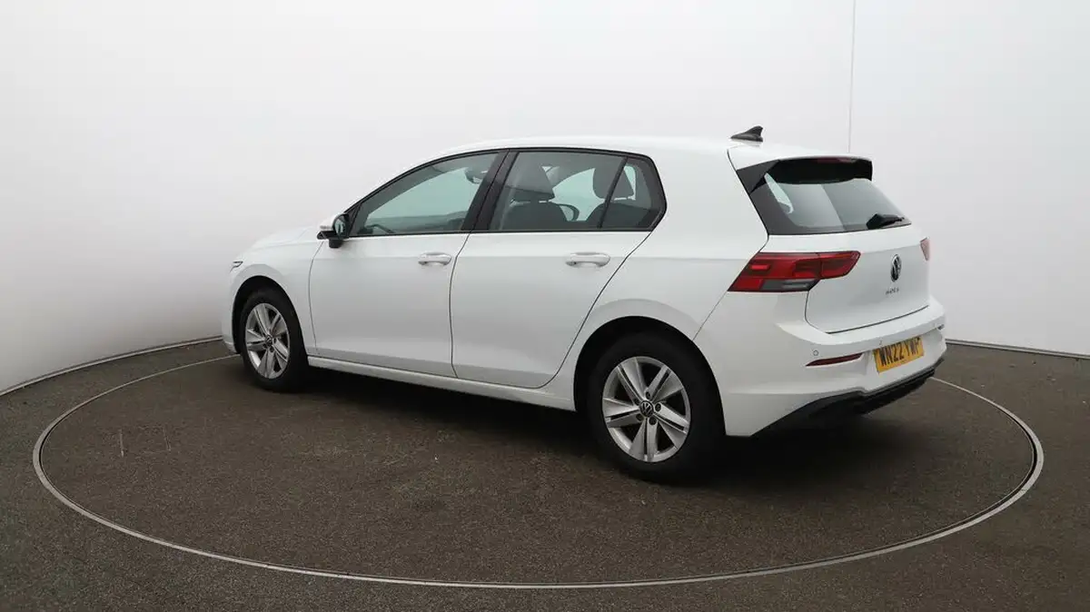 2022-volkswagen-golf-15-tsi-life-130ps-hatchback-big-54