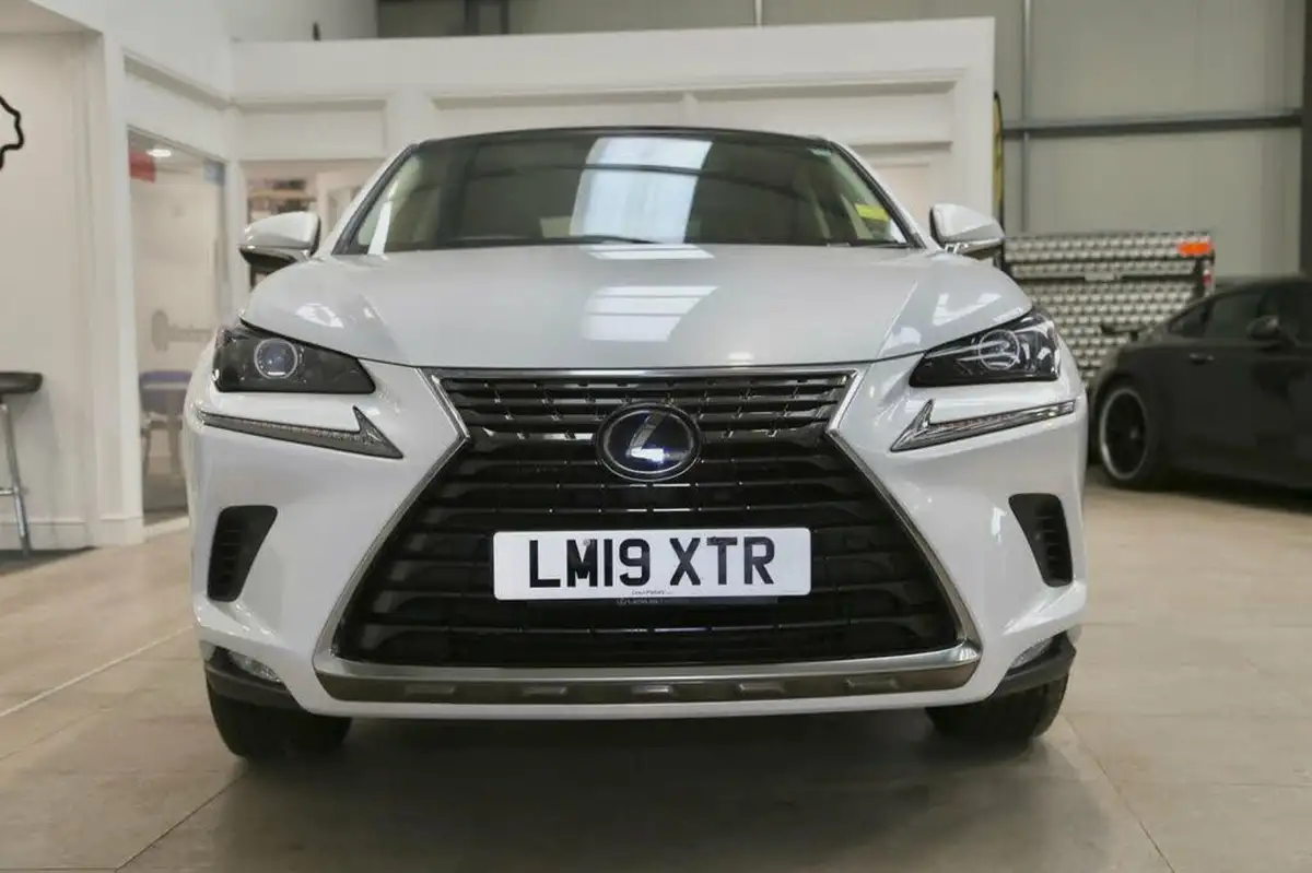 2019-lexus-nx-300h-25-nx-premium-pack-big-5