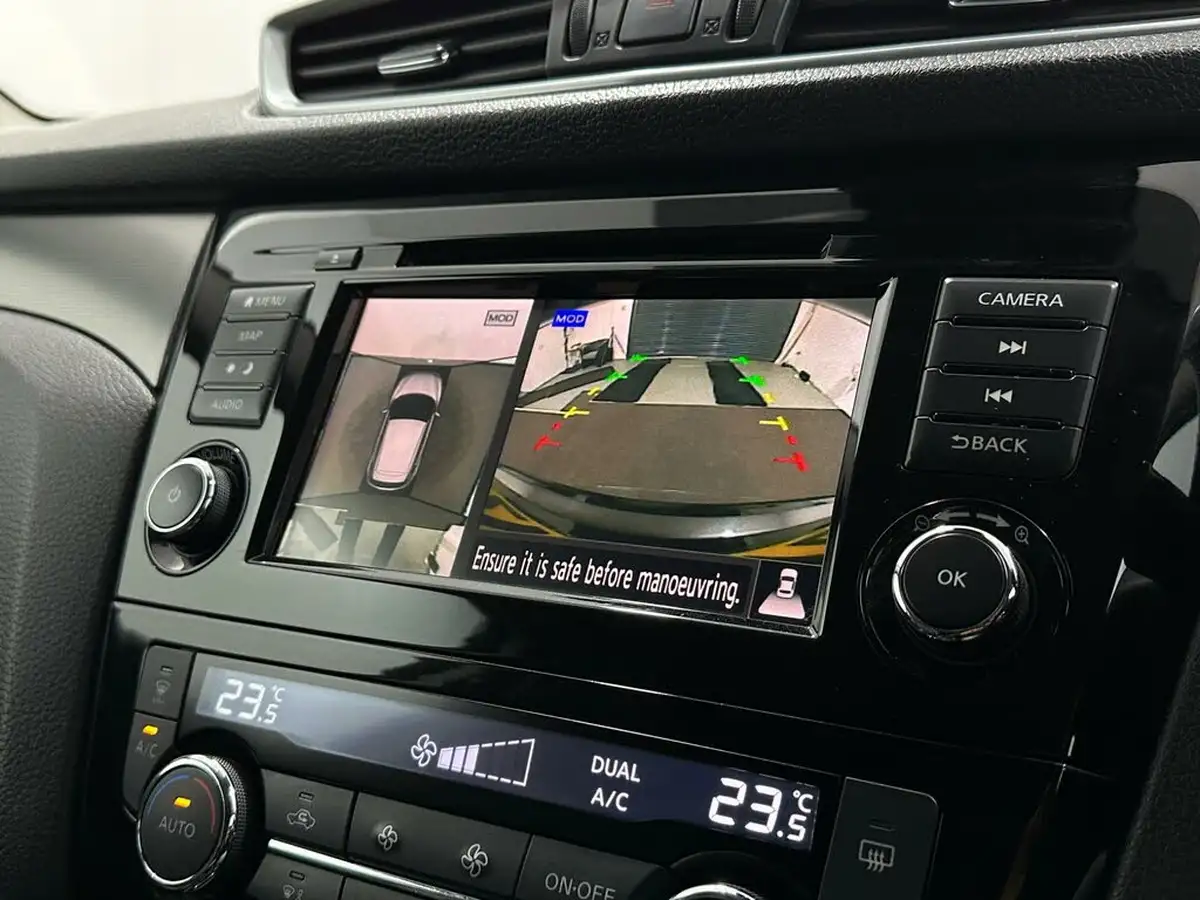 2021-nissan-qashqai-13-dig-t-n-motion-140ps-big-24