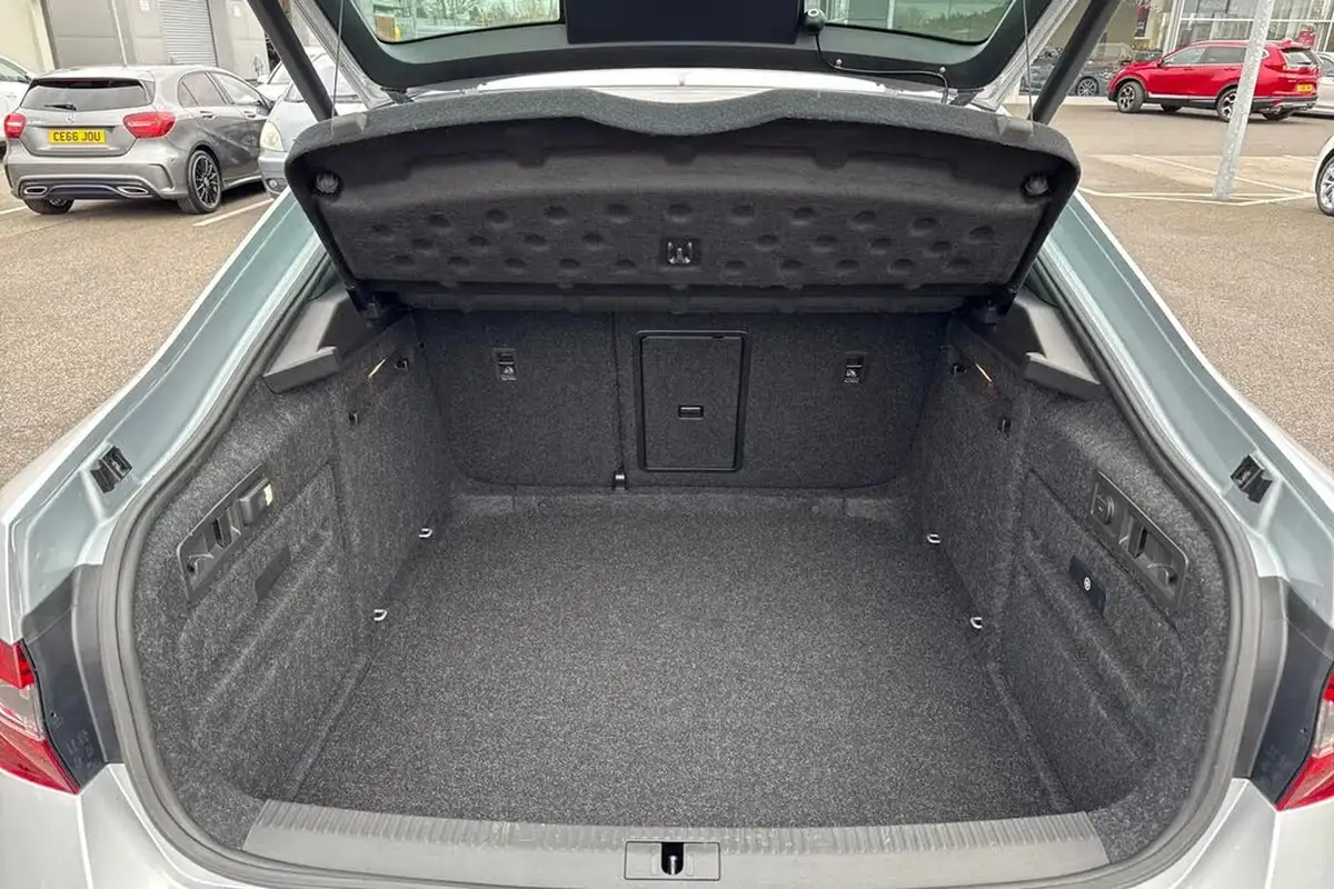 2019-skoda-superb-20tdi-sportline-plus-190ps-hatchback-dsg-big-6