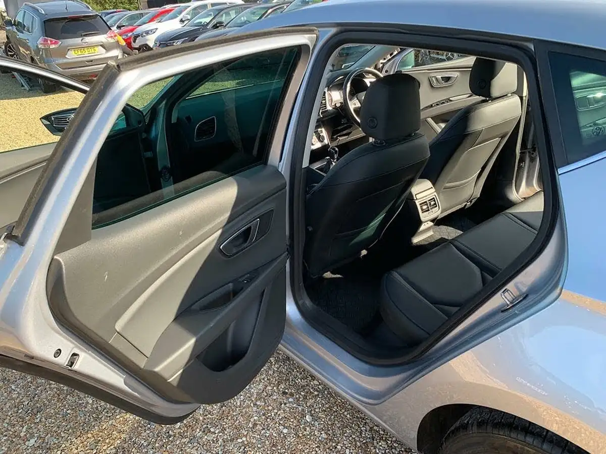 2019-seat-leon-15-tsi-evo-xcellence-130ps-ss-hatchback-big-35