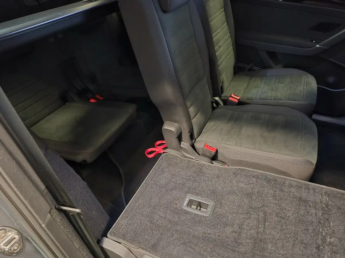 2020-volkswagen-touran-15-tsi-sel-dsg-big-12