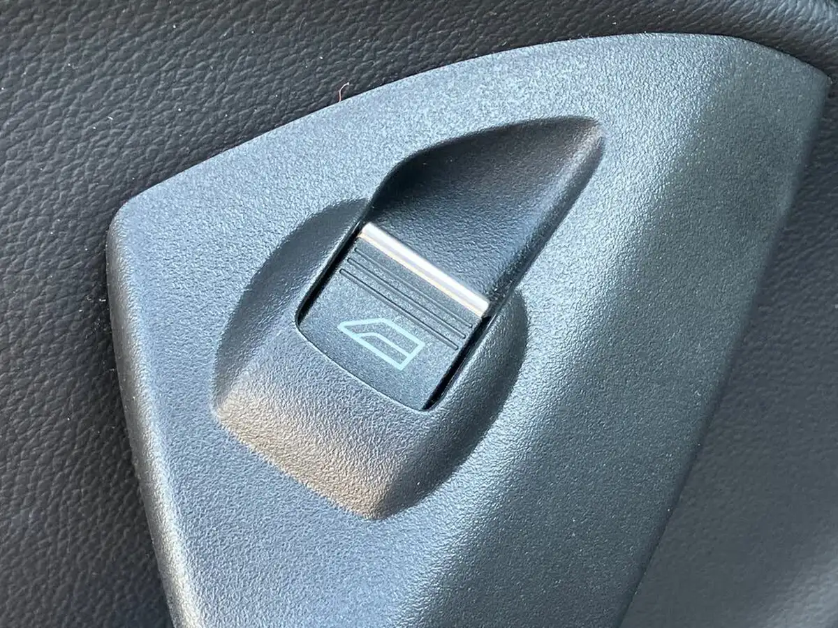 2016-ford-kuga-20tdci-zetec-big-30