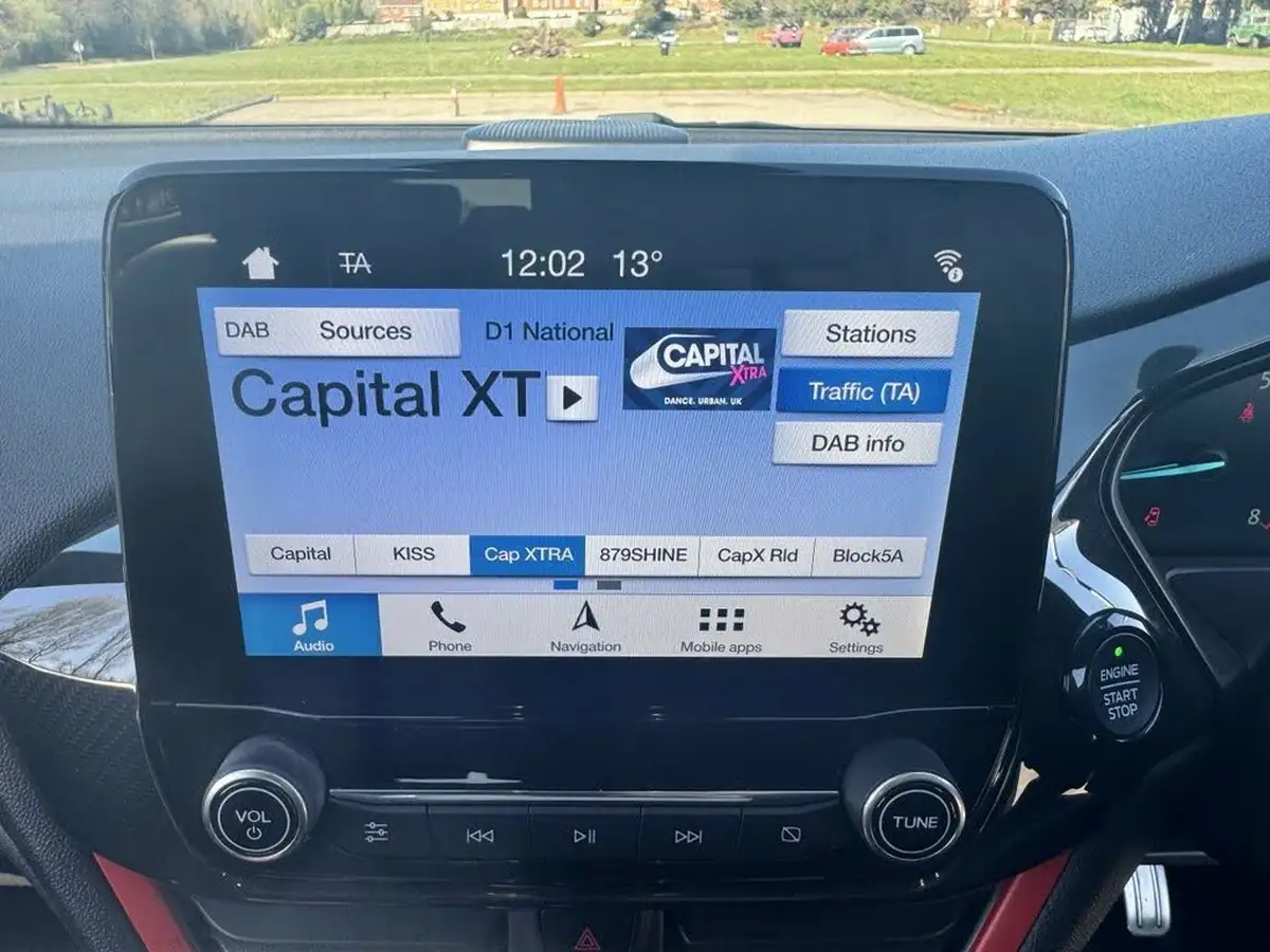 2019-ford-fiesta-10t-st-line-x-125ps-5d-big-50