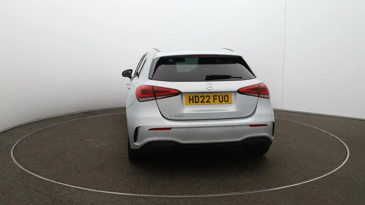 2022-mercedes-benz-a-class-13-a200-amg-line-executive-edition-hatchback-5d-7g-dct-big-6