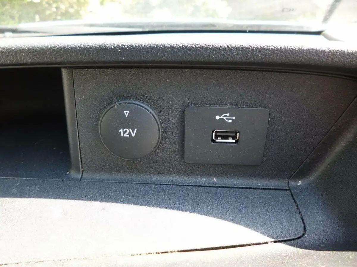 2022-ford-transit-20tdci-350-l3h2-leader-with-ac-chiller-big-56