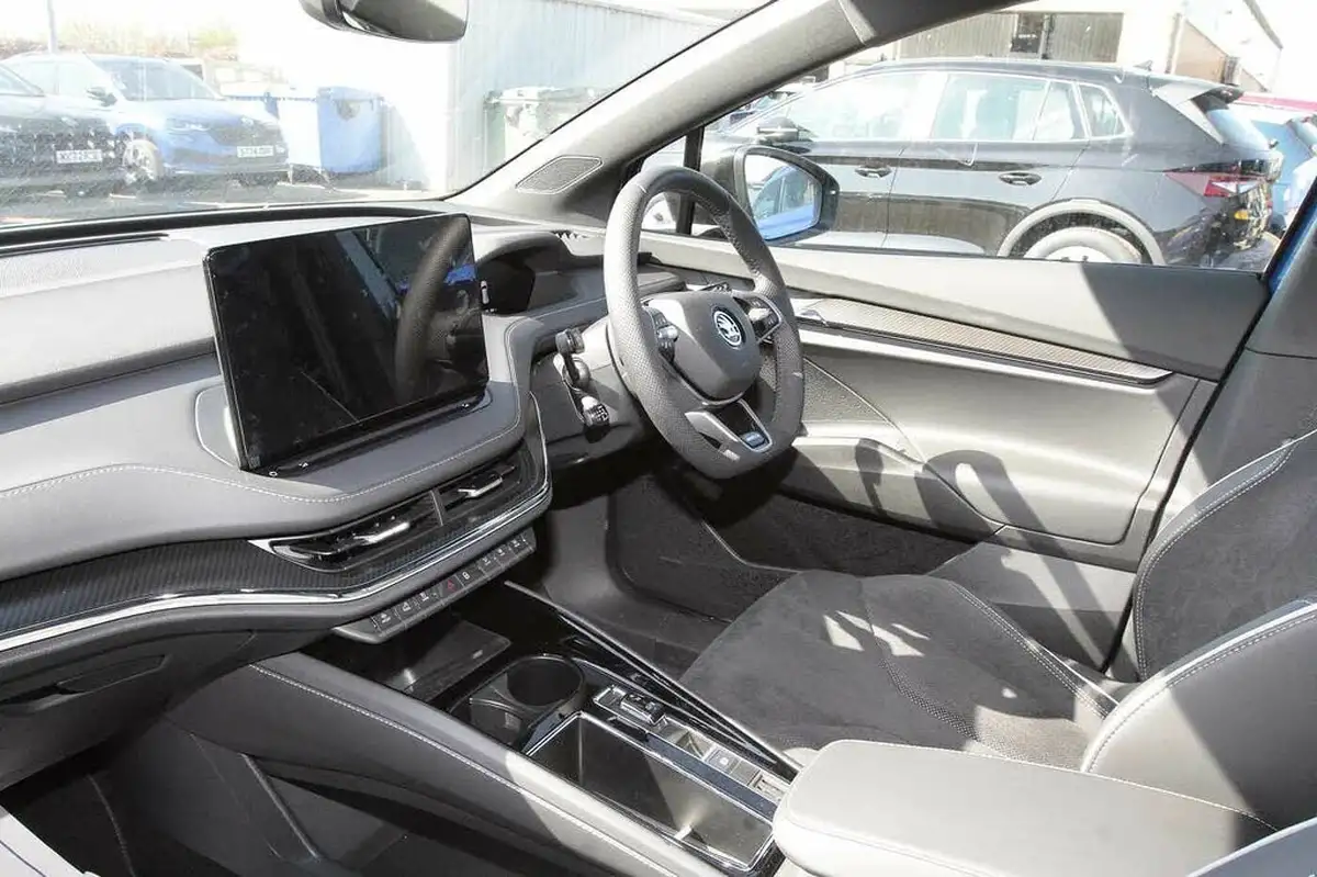 2024-skoda-enyaq-big-1