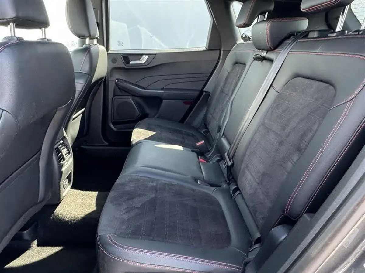2022-ford-kuga-15t-st-line-edition-big-21
