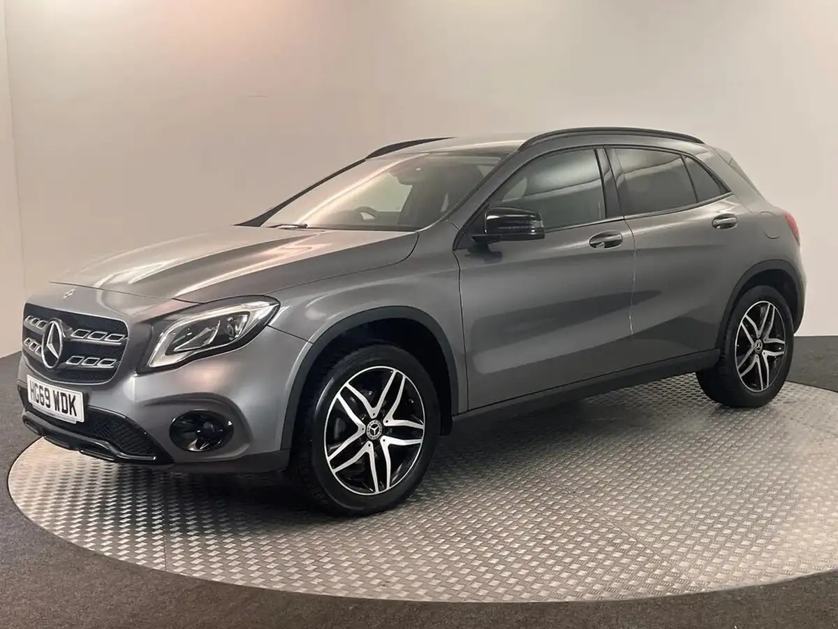 2020-mercedes-benz-gla-class-16-gla-180-urban-edition-7g-dct-big-13