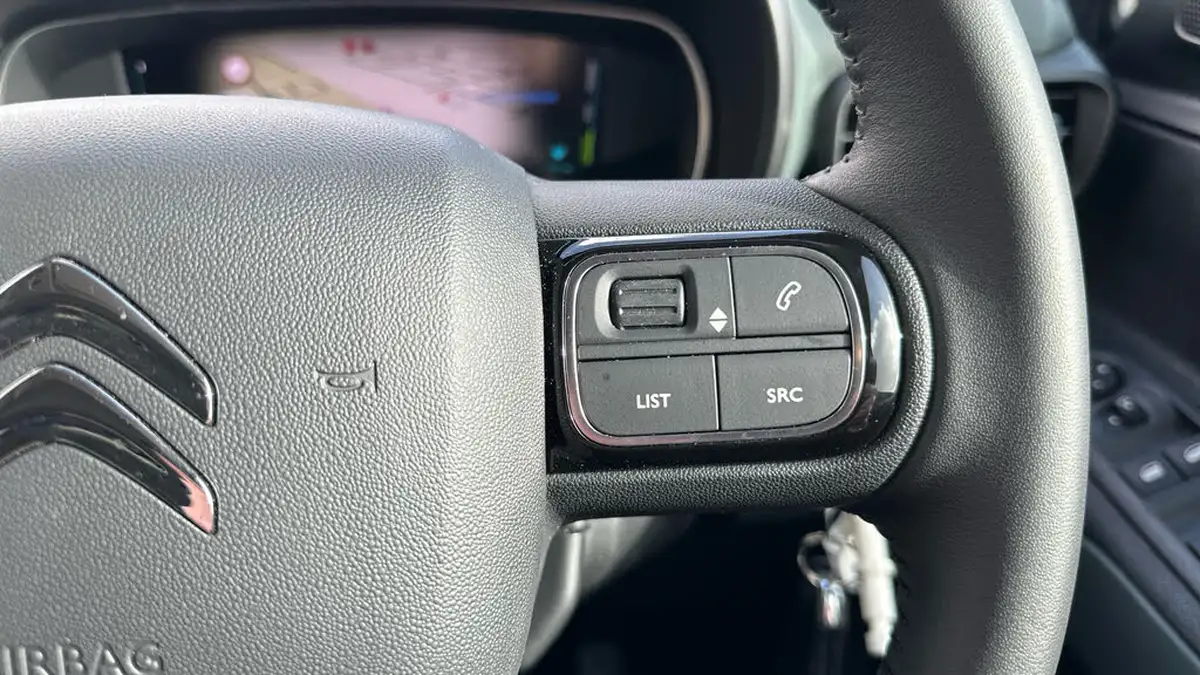 2022-citroen-berlingo-e-flair-xtr-m-size-big-23