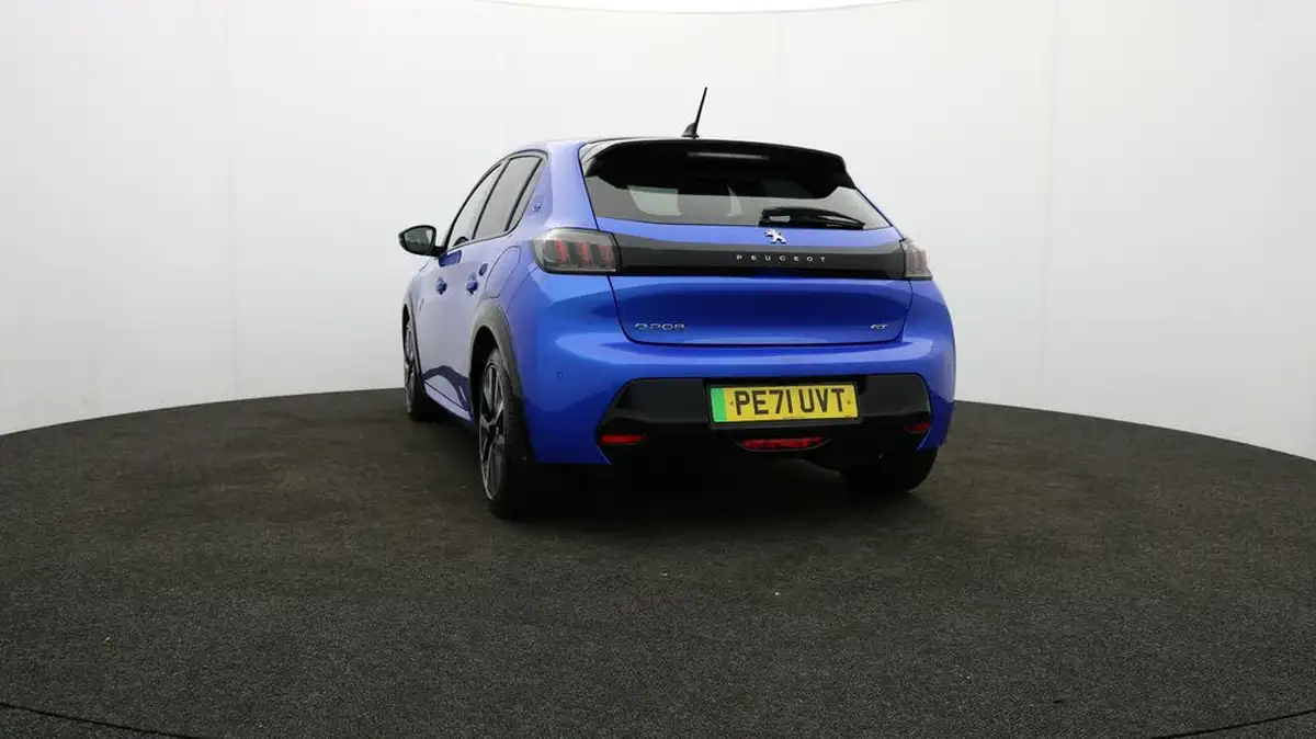 2021-peugeot-208-e-gt-50kwh-big-23