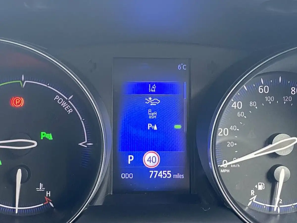 2018-toyota-c-hr-18-vvt-i-excel-big-46