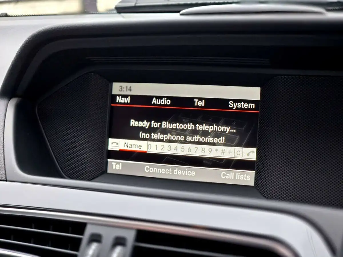 2013-mercedes-benz-c-class-16-c180-executive-se-saloon-4d-7g-tronic-plus-big-12