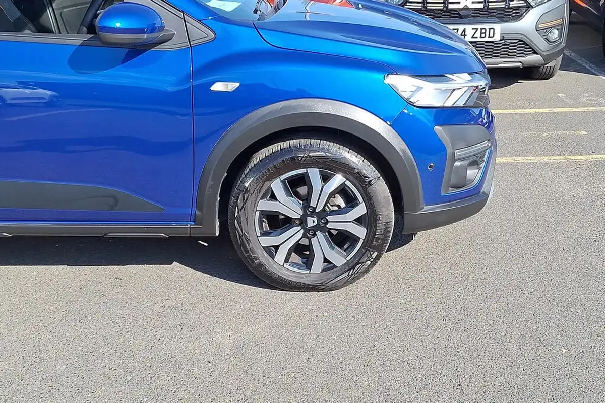 2022-dacia-sandero-stepway-10-tce-prestige-90bhp-big-3