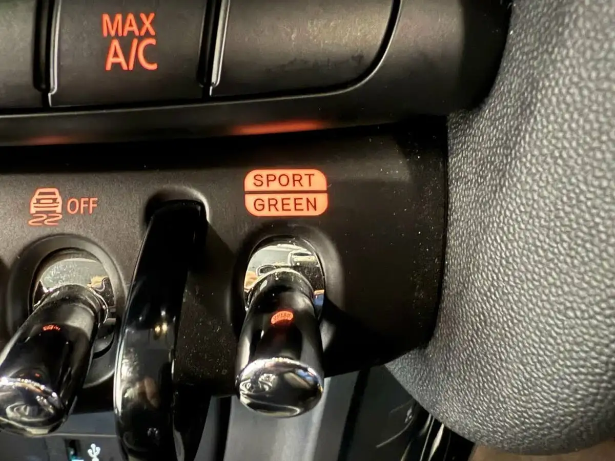 2021-mini-cooper-e-cooper-s-1-big-28